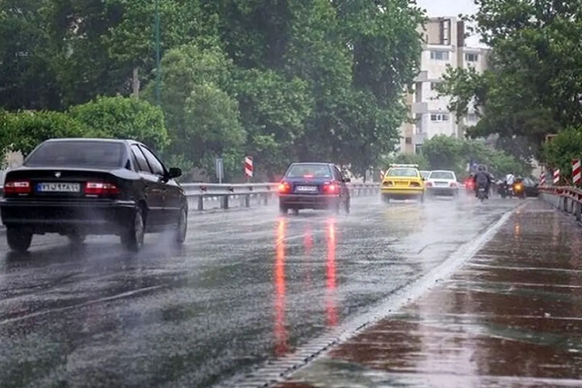 تهران بارانی میشود