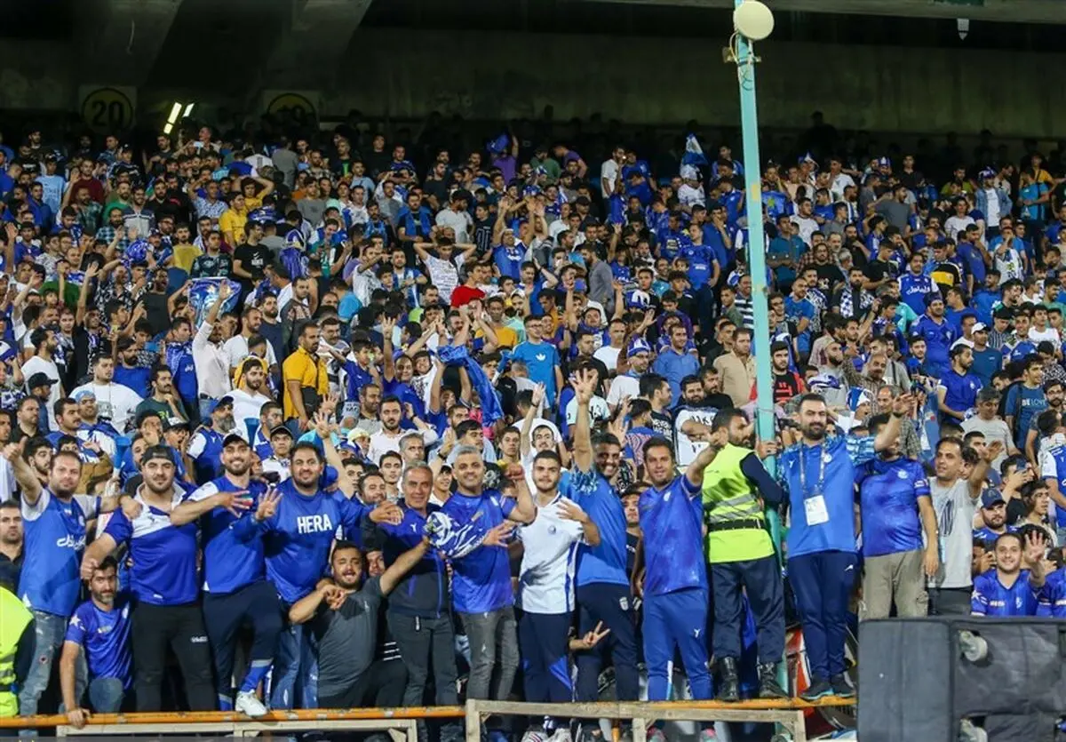 حضور جنجالی دروازه بان سابق پرسپولیس در جمع هواداران معترض استقلال
