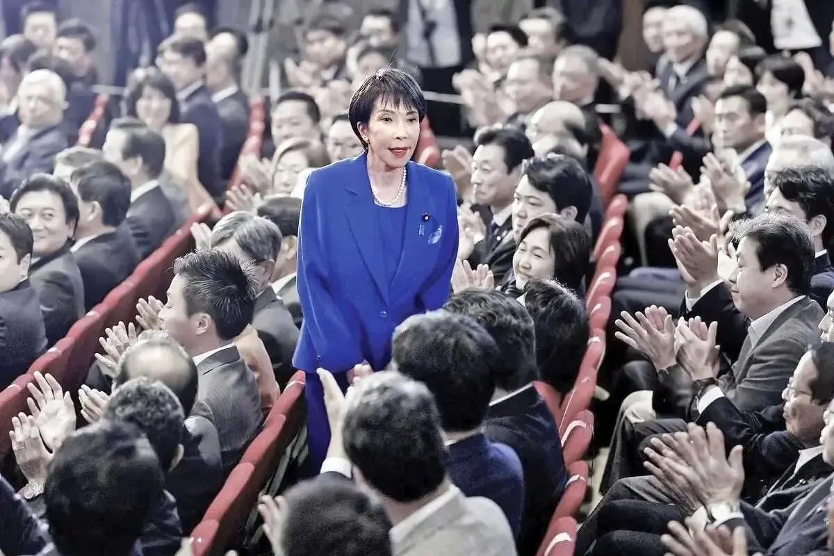 خیالات اتمی این کشور مخالف هسته ای ایران