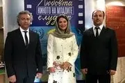 خانم بازیگر: 