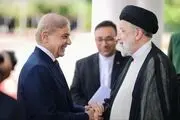 ایران و پاکستان سطح روابط اقتصادی تجاری خود را ارتقا بخشند