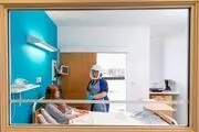 درخواست انگلیس از پزشکان برای ادامه فعالیت بدون لباس محافظ به دلیل کمبود تجهیزات