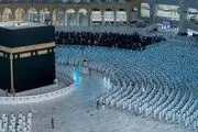 اولین اقامه نماز جماعت در مسجدالحرام بدون محدودیت‌های کرونایی+عکس