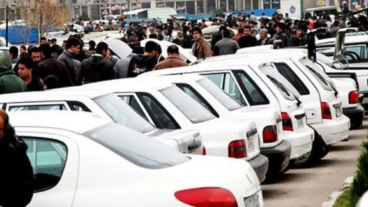 قیمت خودرو در بازار آزاد در ۱۱ دی ۱۴۰۰+ جدول