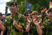 حمایت جنجالی ارتش سوئد از همجنس‌بازان 