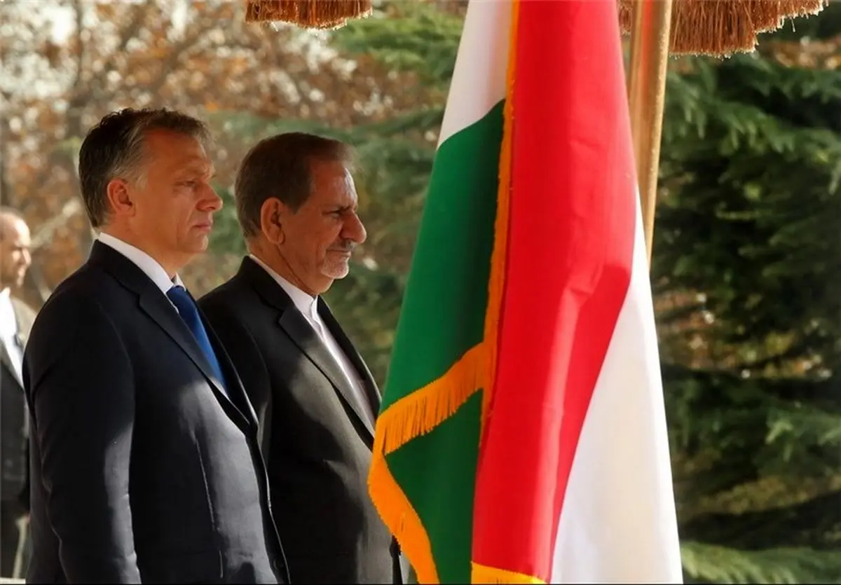 ایران و مجارستان 8 سند همکاری امضا کردند
