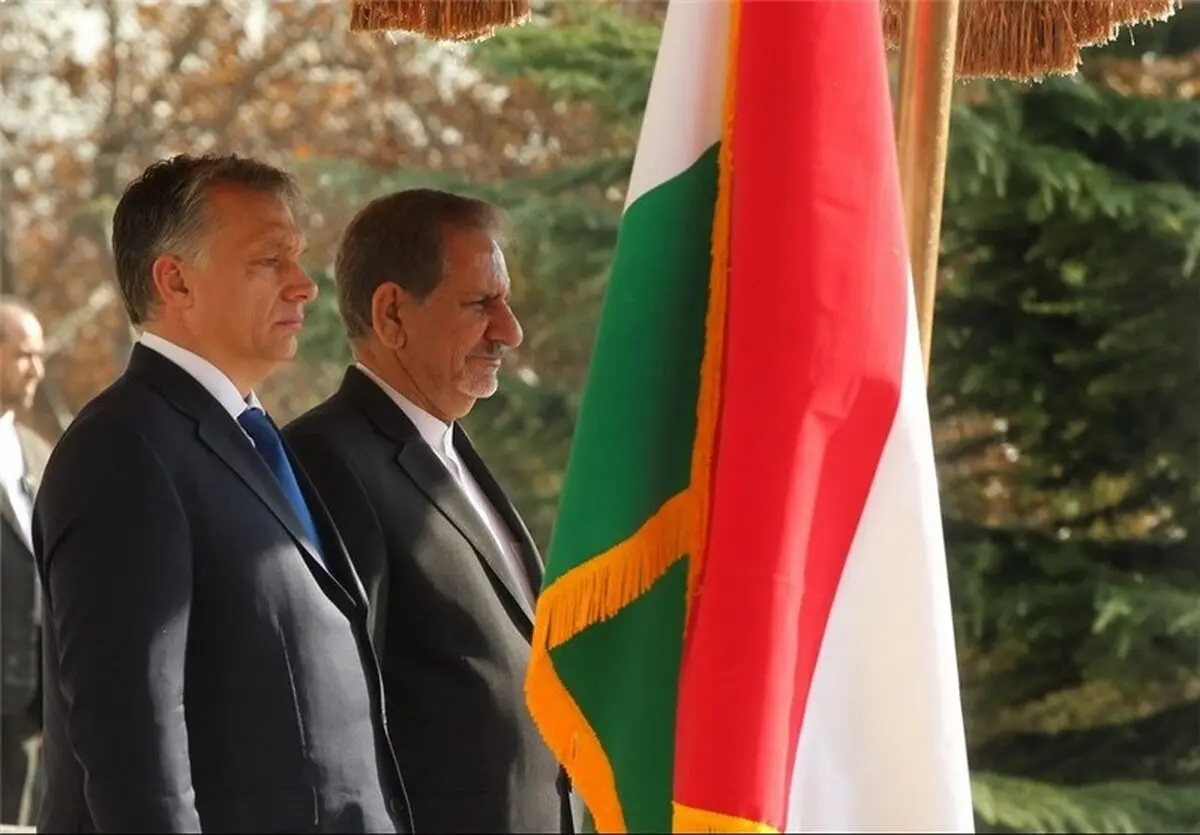 ایران و مجارستان 8 سند همکاری امضا کردند