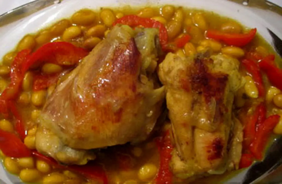 طرز تهیه خورش عربی فاصولیا با مرغ