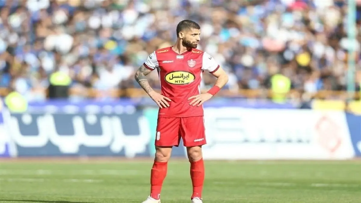 امید ستاره پرسپولیس به قلعه نویی برای به تعویق انداختن سربازی
