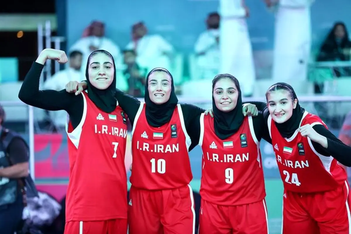 صعود دختران بسکتبال ایران به نیمه نهایی ریاض با سه برد 
