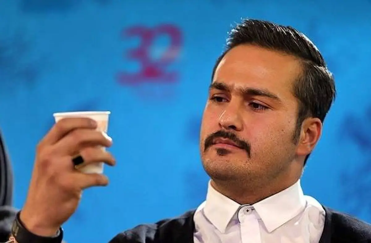 ژست خاص و جدی «میلاد کیمرام» لب دریا