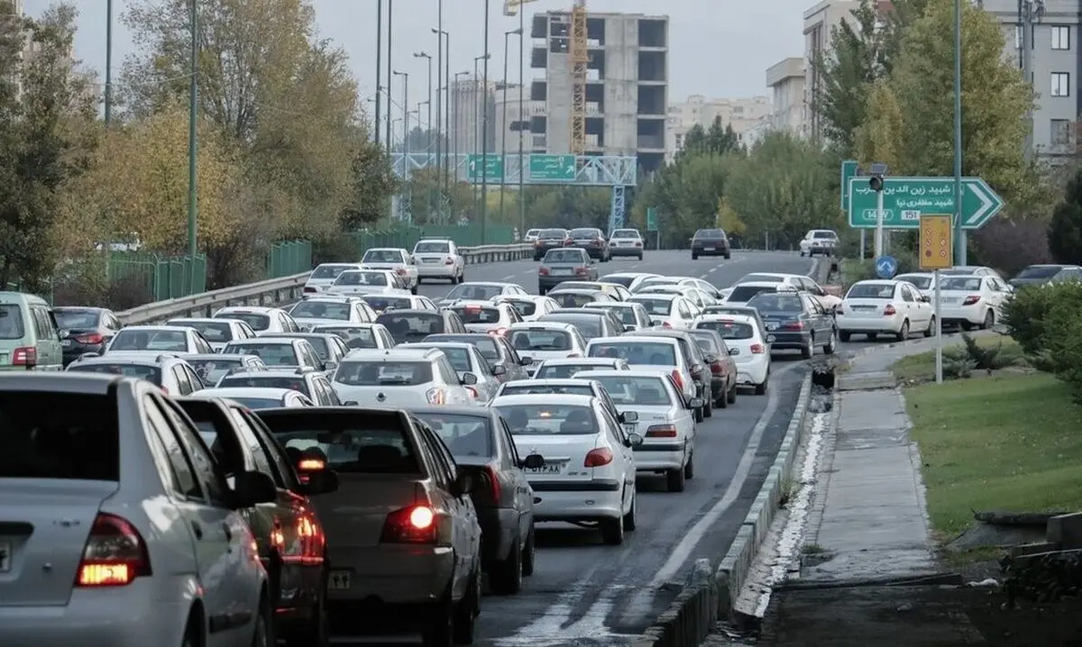 شروع بار ترافیکی در بزرگراه همت و بابایی/ اجرای طرح جناغی ادامه دارد
