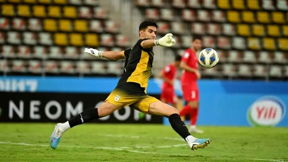 دروازه بان جدید پرسپولیس از راه رسید| آرشا شکوری با پرسپولیس به توافق رسید