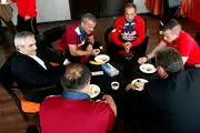دیدار سرخ‌پوشان با فرزند هادی نوروزی 