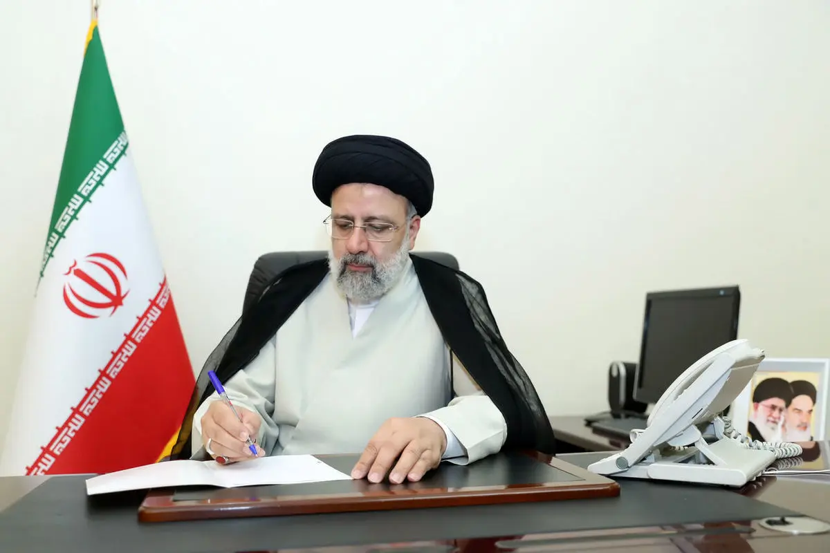 رئیس جمهور دو قانون مصوب مجلس را برای اجرا ابلاغ کرد