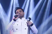 نماهنگ عاشقانه «یکی باشه» با صدای میثم ابراهیمی+فیلم