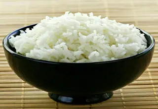  برنج پخته مانده را هیچ وقت مصرف نکنید!