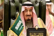 تعلیق روزنامه‌نگار سعودی به دلیل تشبیه ملک سلمان به خداوند