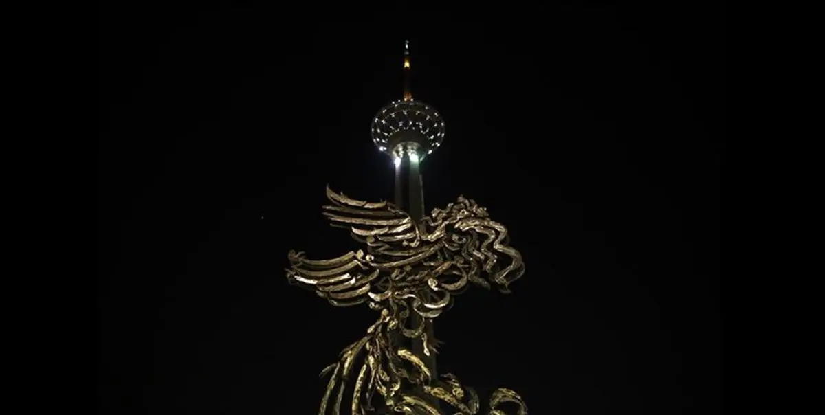 اهدای سیمرغ سیمین جشنواره جهانی فیلم فجر به حمید فرخنژاد