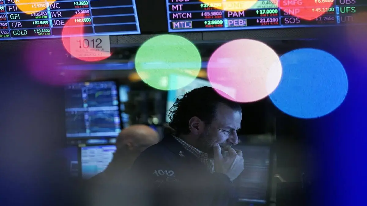 جمعه سیاه برای بازار‌های جهانی نفت در پی شیوع سویه جدید کرونا