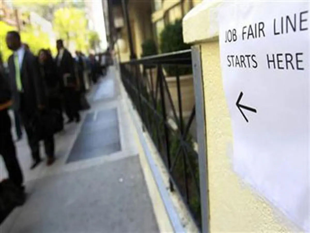 Payroll growth seen tepid, may force Feds hand