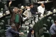 وزیر ورزش از مجلس کارت زرد گرفت