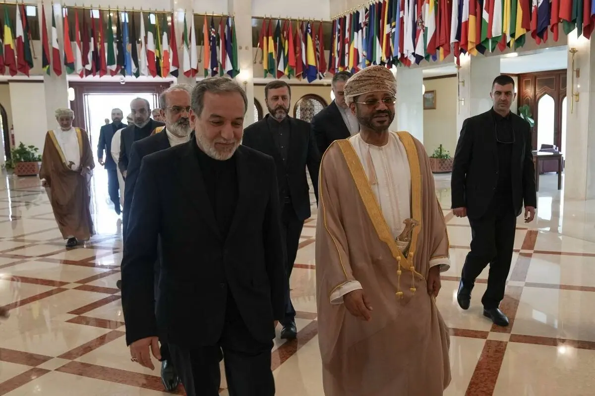 سفر مهم عراقچی به عمان + تصاویر