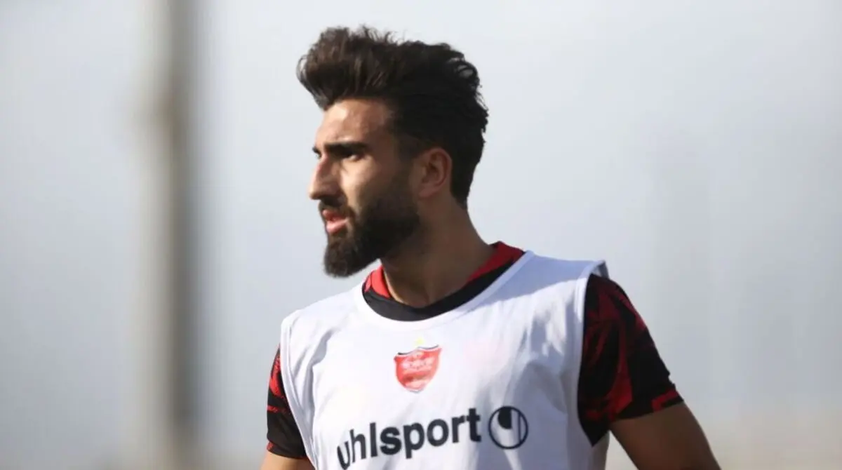 خداحافظی احساسی مدافع پرسپولیس از هواداران
