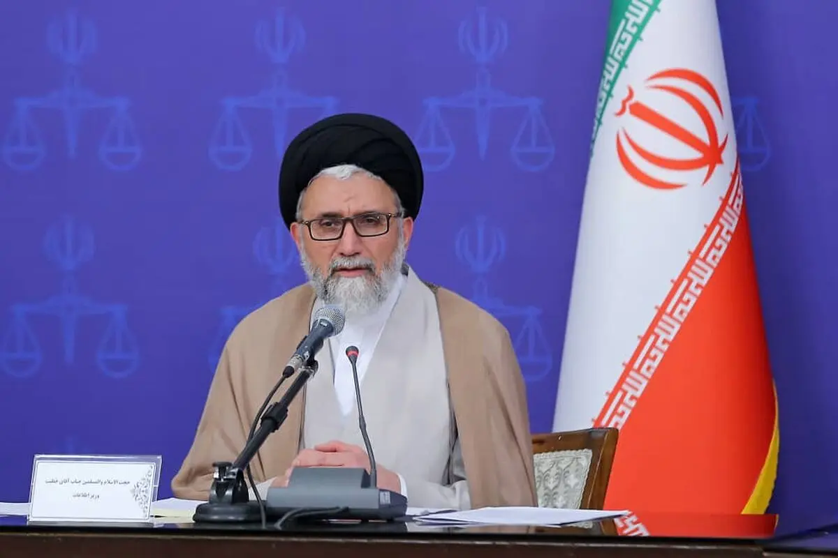 هوشیاری، همکاری و همراهی تحسین برانگیز مردم با دولت مردمی توطئه های دشمنان را خنثی کرد