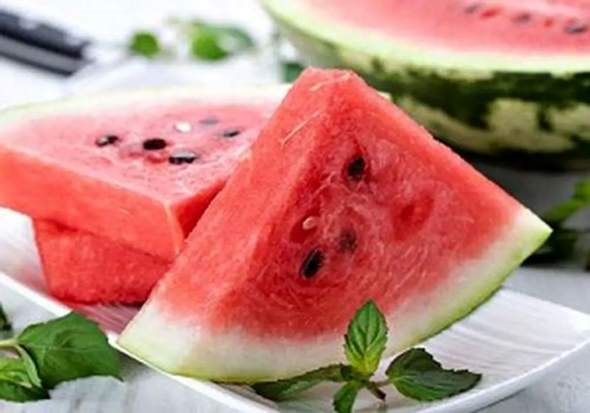 اگر میخواهید وزن کم کنید از خوردن هندوانه غافل نشوید!