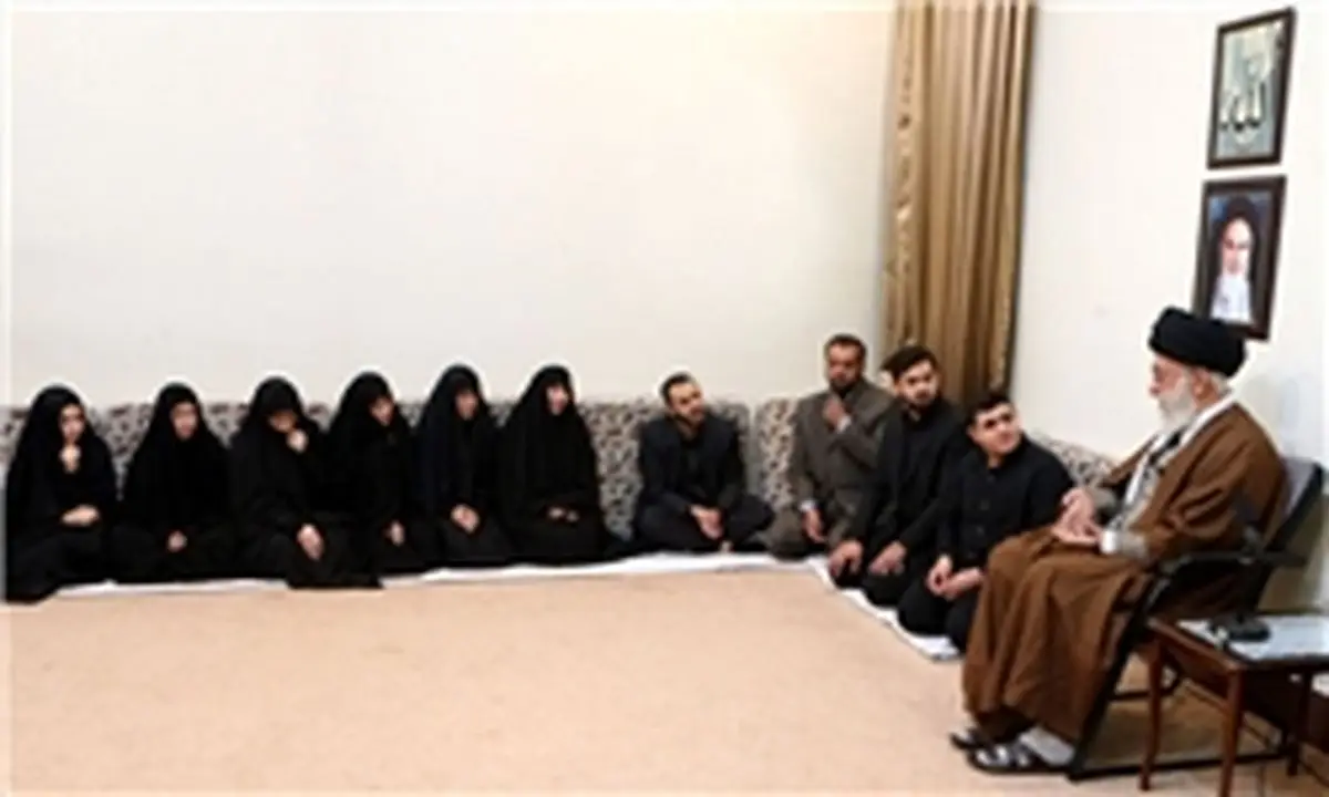 خانواده شهید بدرالدین با رهبر معظم انقلاب دیدار کردند