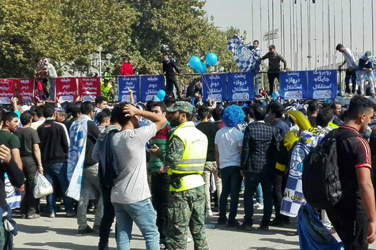 حاشیه های دربی/برانکو یا ببر یا برو!