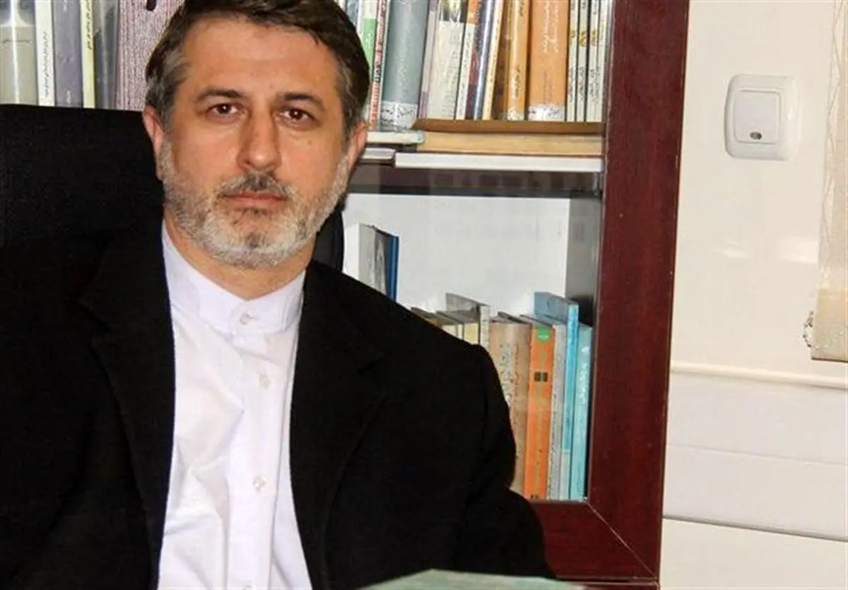 تاکید مقام معظم رهبری حسن سلوک مسئولان با جوانان