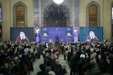 ارتباط تصویری رهبر معظم انقلاب با جمعی از مردم آذربایجان شرقی/گزارش تصویری