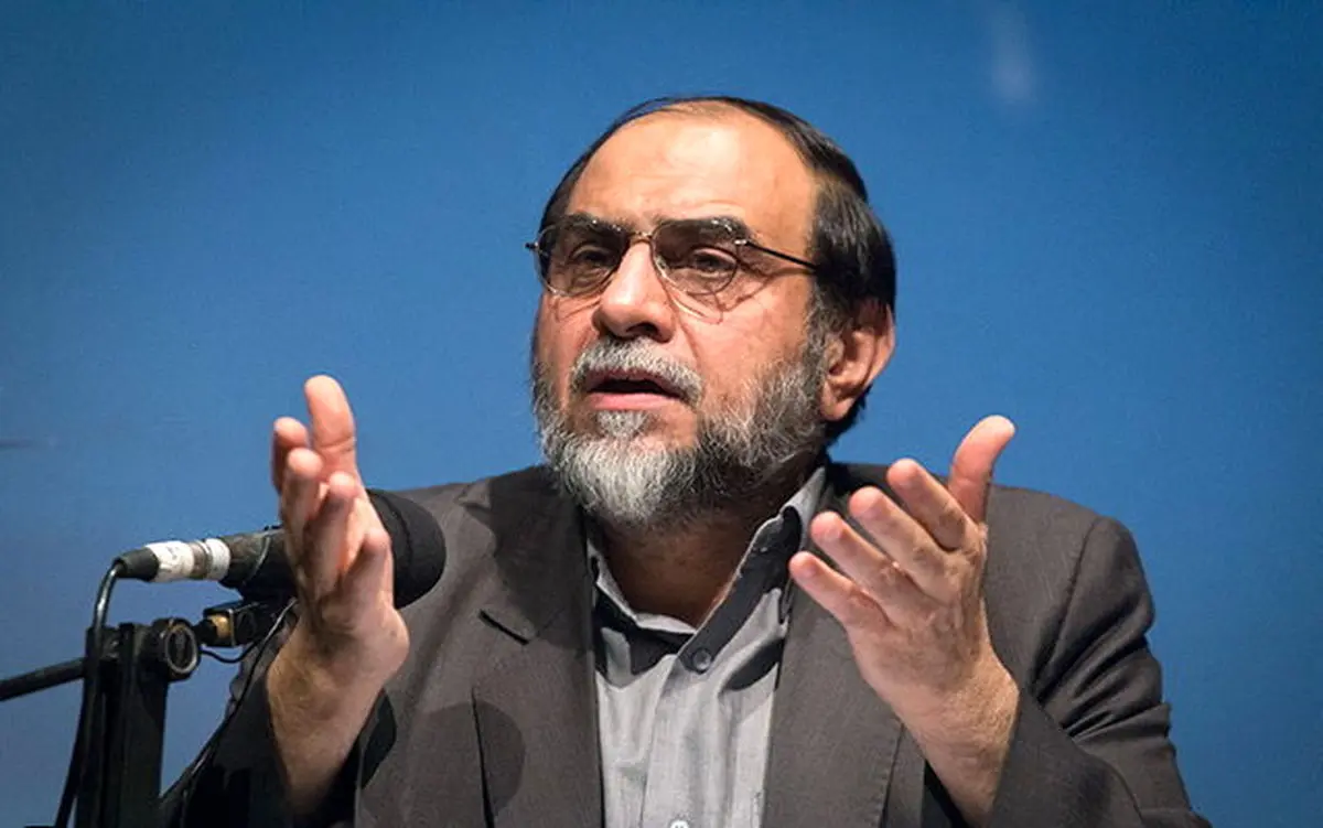 مشکل در هویت غربگرا، مادی و غیرانقلابی عناصری درون نظام است