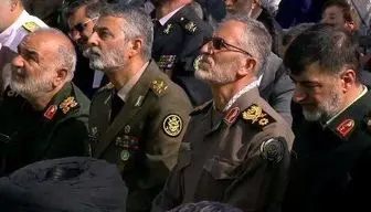 فرماندهان نظامی در مصلی تهران