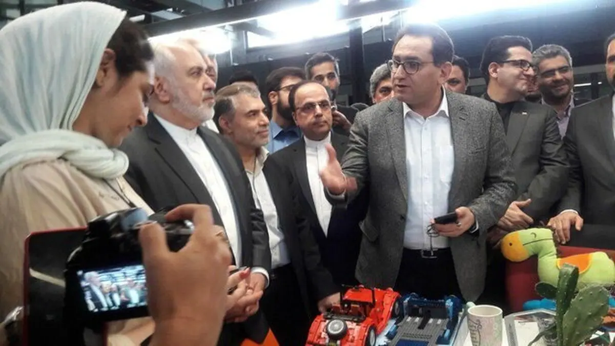 بازدید ظریف از کارخانه نوآوری آزادی