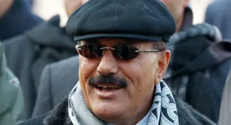 انتقال جسد عبدالله صالح به بیمارستان صنعا
