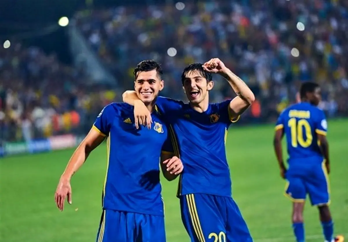 عزتاللهی در روستوف ماند + عکس