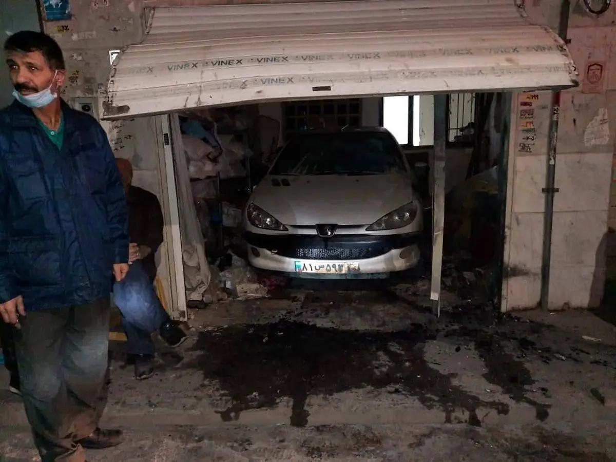 حریق ۲۰۶ در پی انفجار مواد محترقه ۲ مصدوم برجای گذاشت