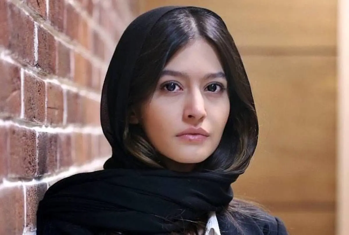 چرا پردیس احمدیه از مهران مدیری عذرخواهی کرد؟