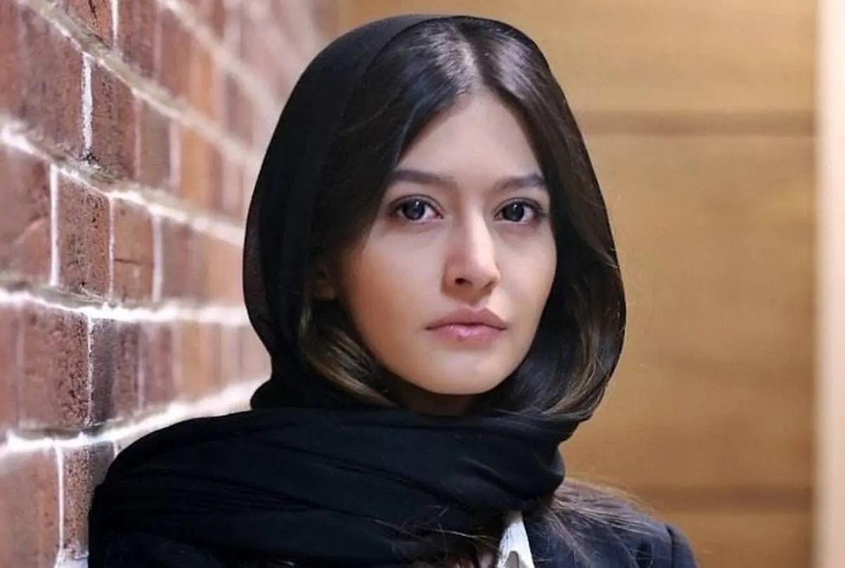 چرا پردیس احمدیه از مهران مدیری عذرخواهی کرد؟