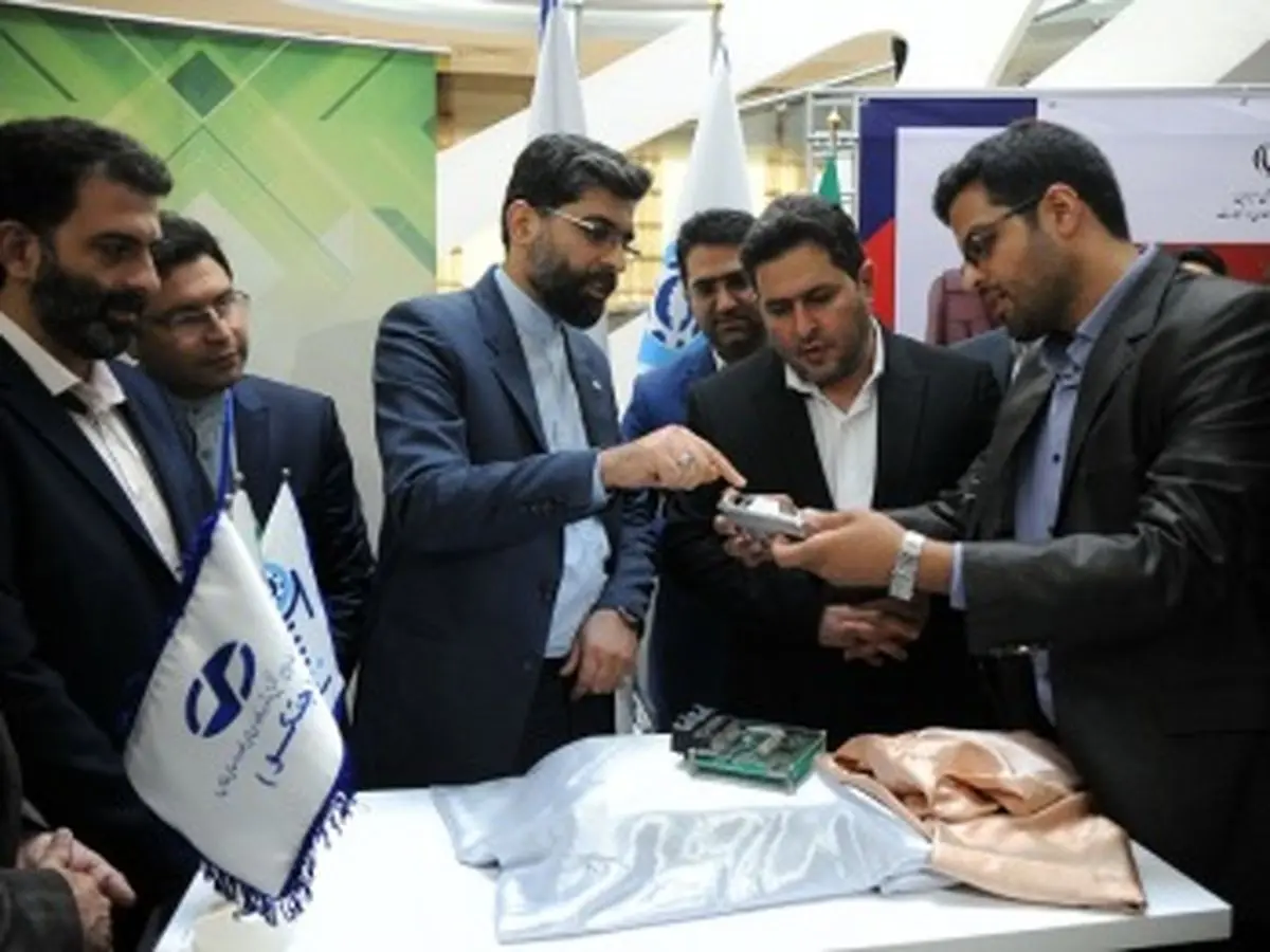 رونمایی از واحد کنترل الکترونیک خودرو
