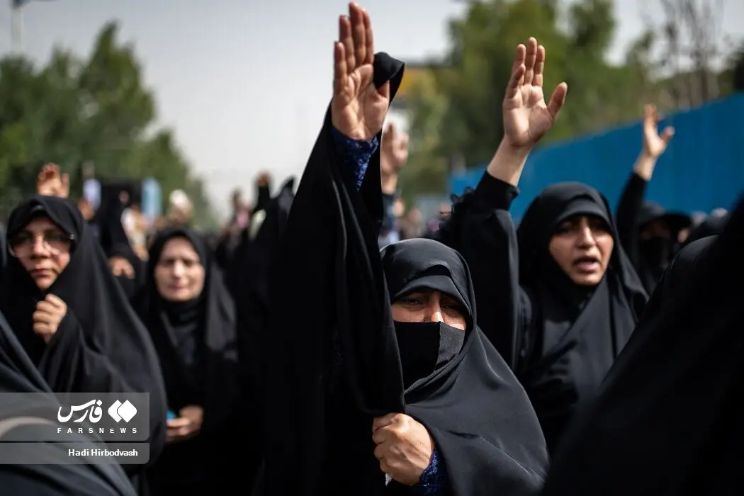 مراسم تشییع پیکر شهید صیاد خدایی/گزارش تصویری