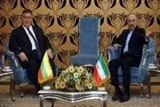 وزیری که به ایران آمد و چند قرارداد تشریفاتی بست!