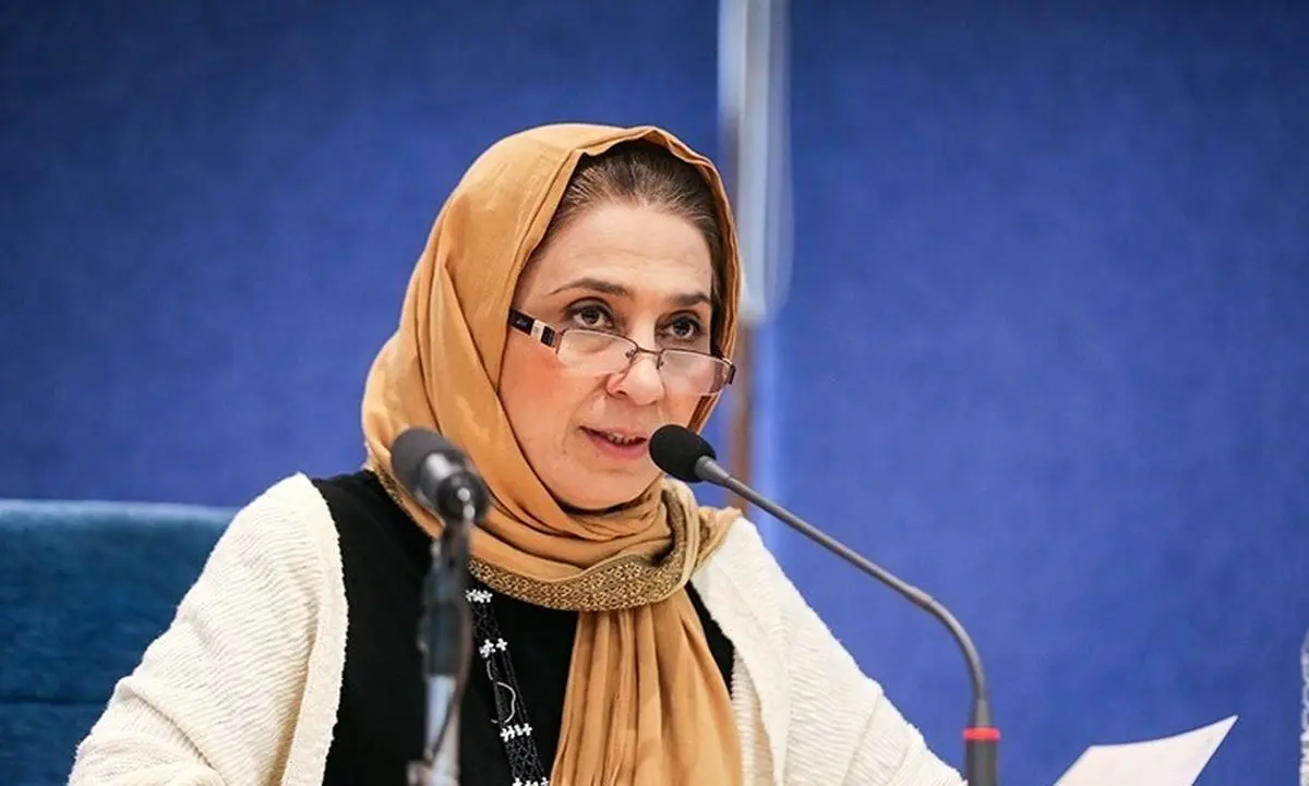 خانم بازیگر: کرونا ما را با خودمان آشتی داد