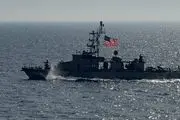 قایق‌های تندرو سپاه در نزدیکی ناو آمریکایی +فیلم