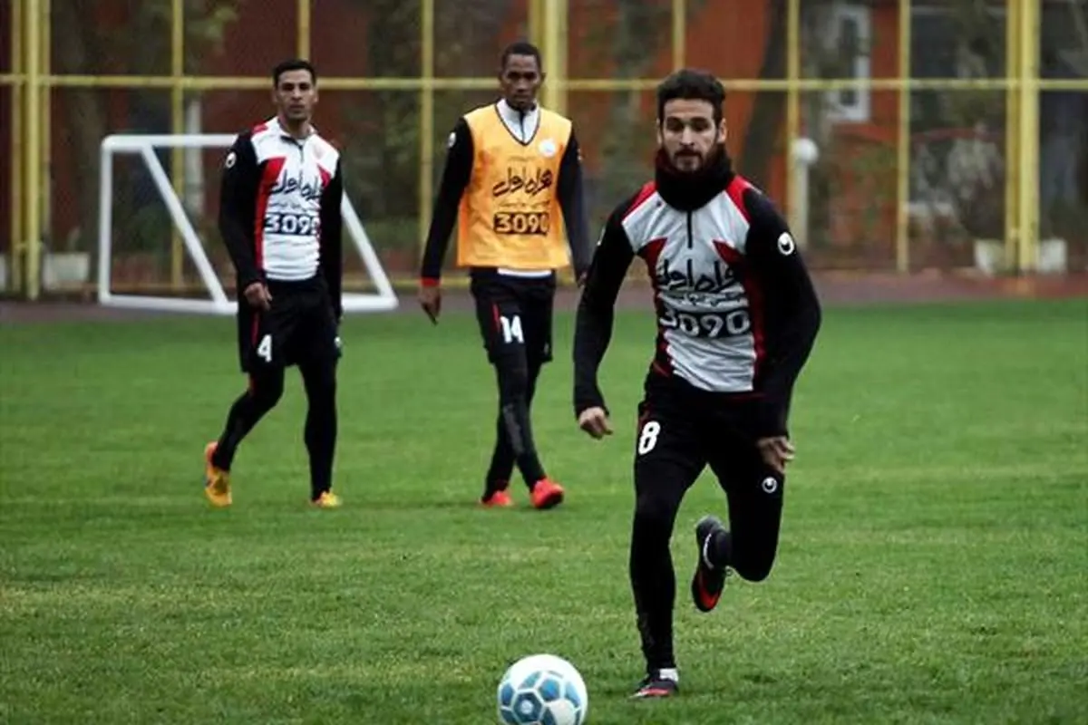 هافبک پرسپولیس:با برانکو قهر نیستم