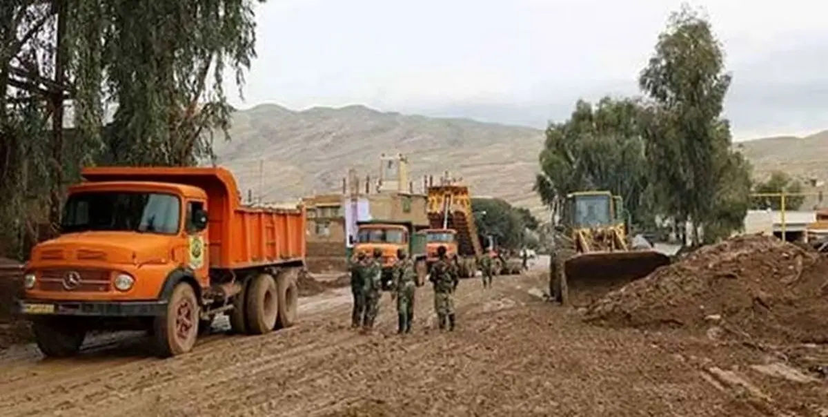 نیروها و تجیهزات وزارت دفاع برای کمک به سیلزدگان بسیج شدند