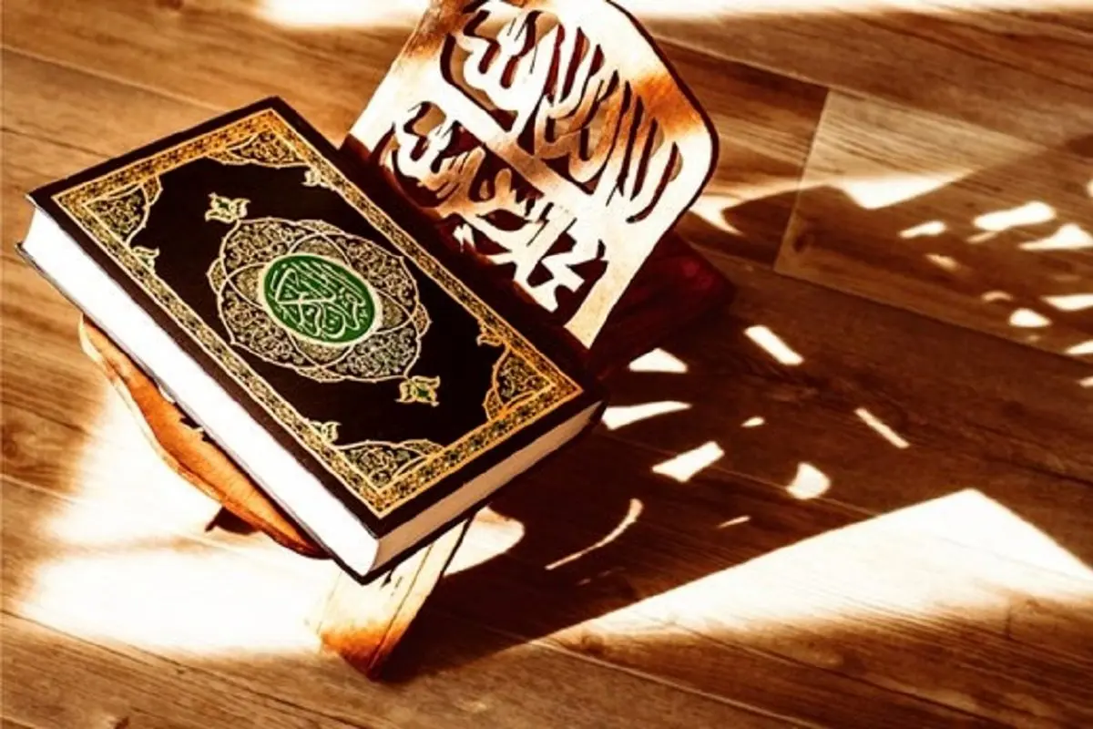 تصویری از زیباترین قرآن آبیرنگ «صینی»